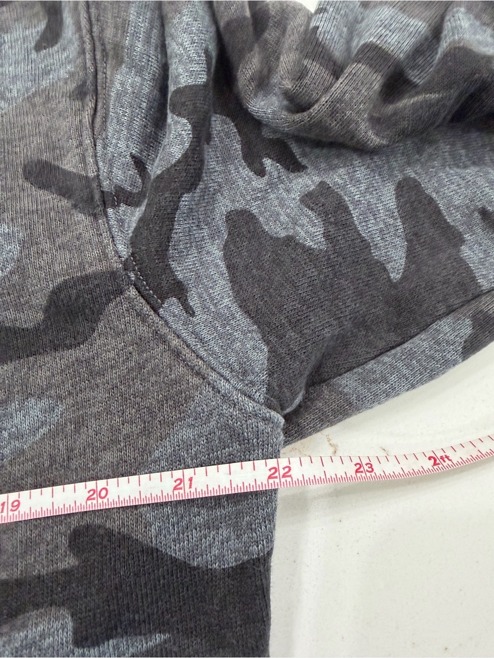Rails Black & Charcoal Camo Crewneck Sweatshirt Model off Duty - Picture 7 of 7